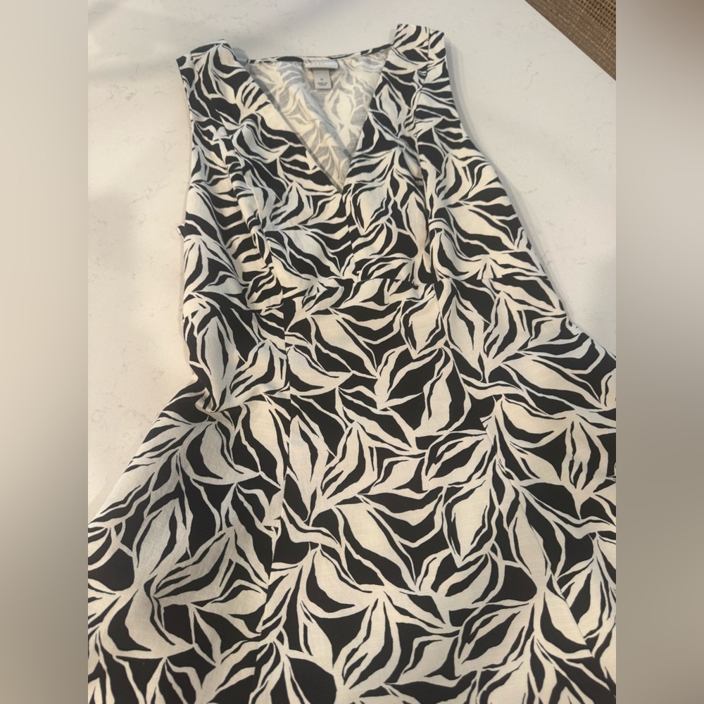 a New Day Leaf Pattern Dress, with pockets - Picture 11 of 11